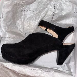 Sacha London Vee Black Kid Suede Pumps, Size 8.5 New/ Never Worn